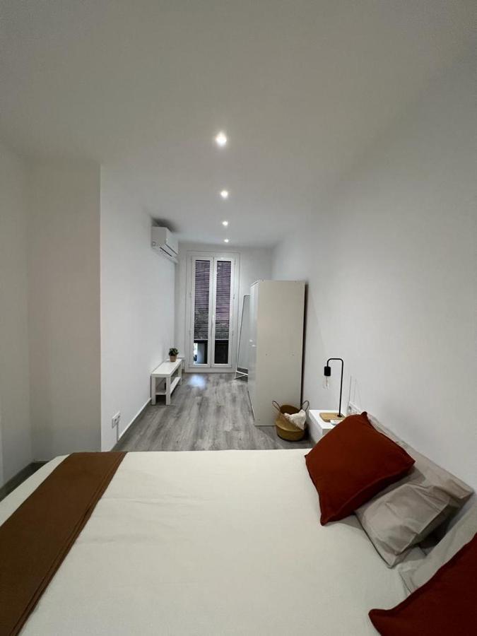 מלון ברצלונה Amistat House מראה חיצוני תמונה