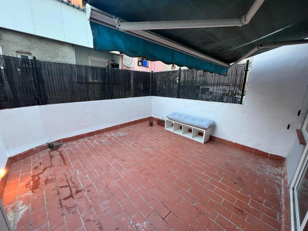מלון ברצלונה Amistat House מראה חיצוני תמונה